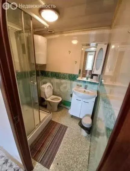 Дом в Горячинск, Октябрьская улица (180 м) - Фото 1