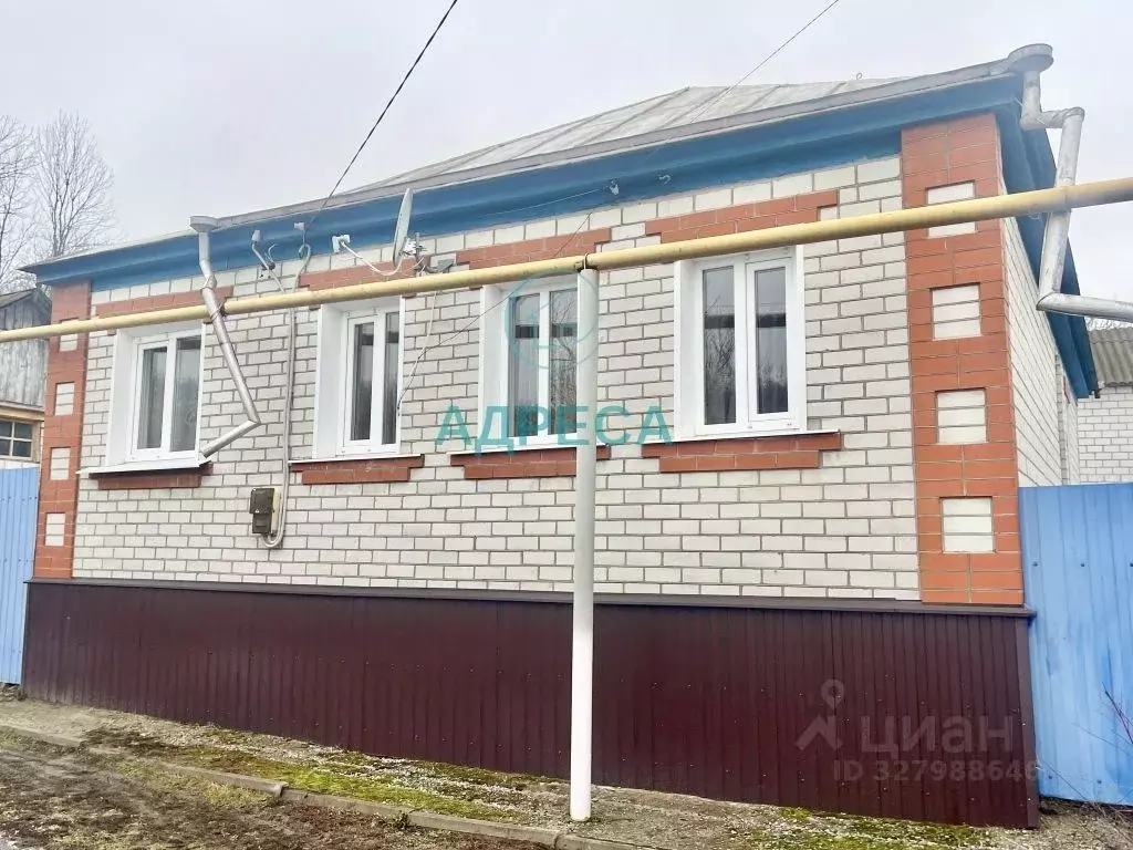 Дом в Белгородская область, Новооскольский муниципальный округ, с. ... - Фото 1