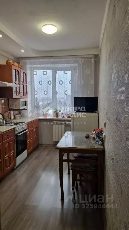 2-к кв. Омская область, Омск ул. 10 лет Октября, 149 (44.0 м) - Фото 1