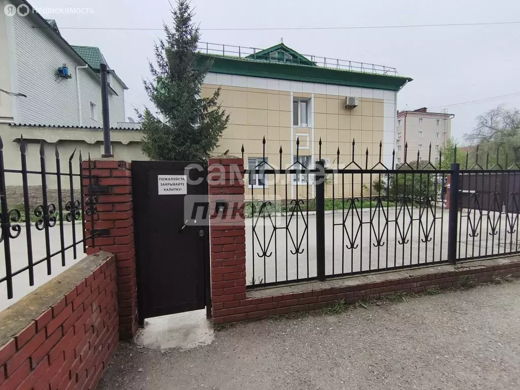 3-комнатная квартира: Уфа, улица Ивана Якутова, 12 (64.1 м) - Фото 1