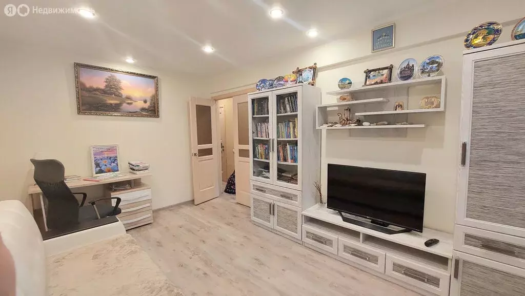 3-комнатная квартира: Брянск, Авиационный переулок, 3/3 (62.4 м) - Фото 1