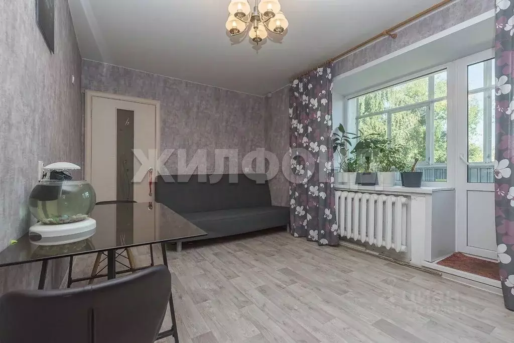 2-к кв. Новосибирская область, Новосибирск ул. Невельского, 9 (42.9 м) - Фото 1