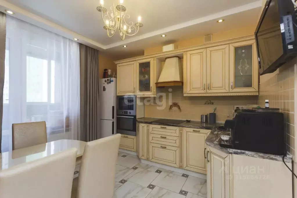 2-к кв. Башкортостан, Уфа Комсомольская ул., 15 (70.0 м) - Фото 1