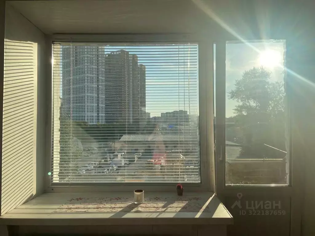 Комната Свердловская область, Екатеринбург пер. Выездной, 4 (13.3 м) - Фото 2