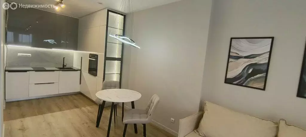 1-комнатная квартира: Калининград, Артиллерийская улица, 87 (45 м) - Фото 0