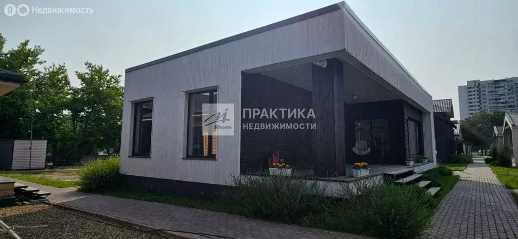 Дом в Московская область, городской округ Красногорск, посёлок ... - Фото 0