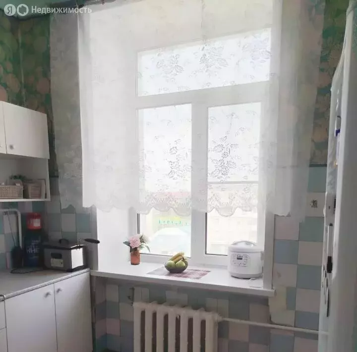 3-комнатная квартира: Омск, проспект Карла Маркса, 12 (92.6 м) - Фото 0