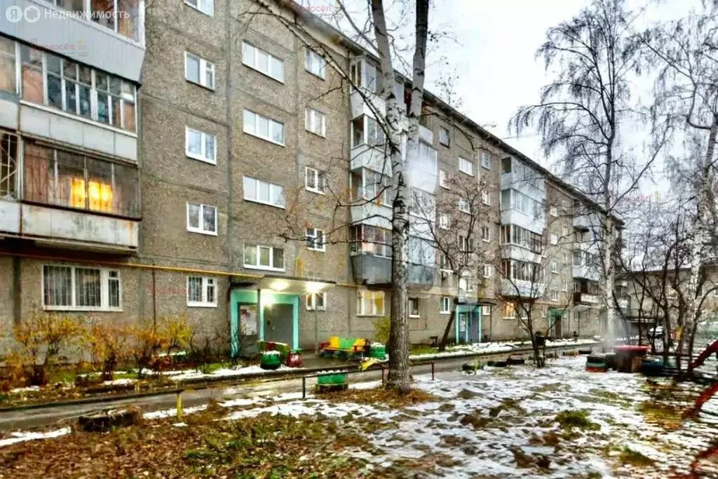 3-комнатная квартира: Екатеринбург, улица Большакова, 103 (58 м) - Фото 2