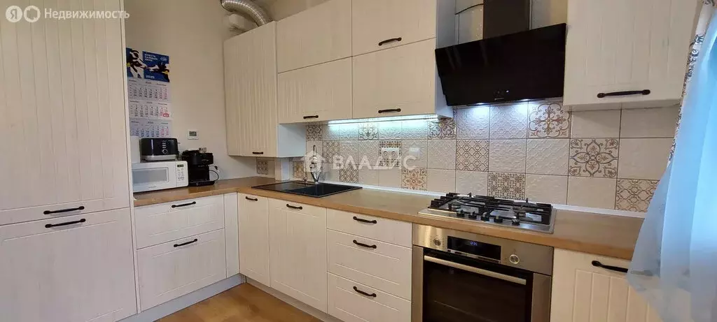 3-комнатная квартира: Калининград, Ольштынская улица, 18 (91.2 м) - Фото 2