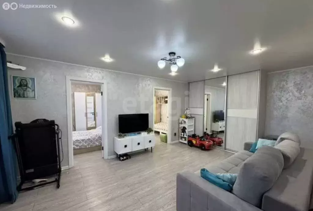 3-комнатная квартира: Улан-Удэ, улица Лимонова, 2 (52.2 м) - Фото 1