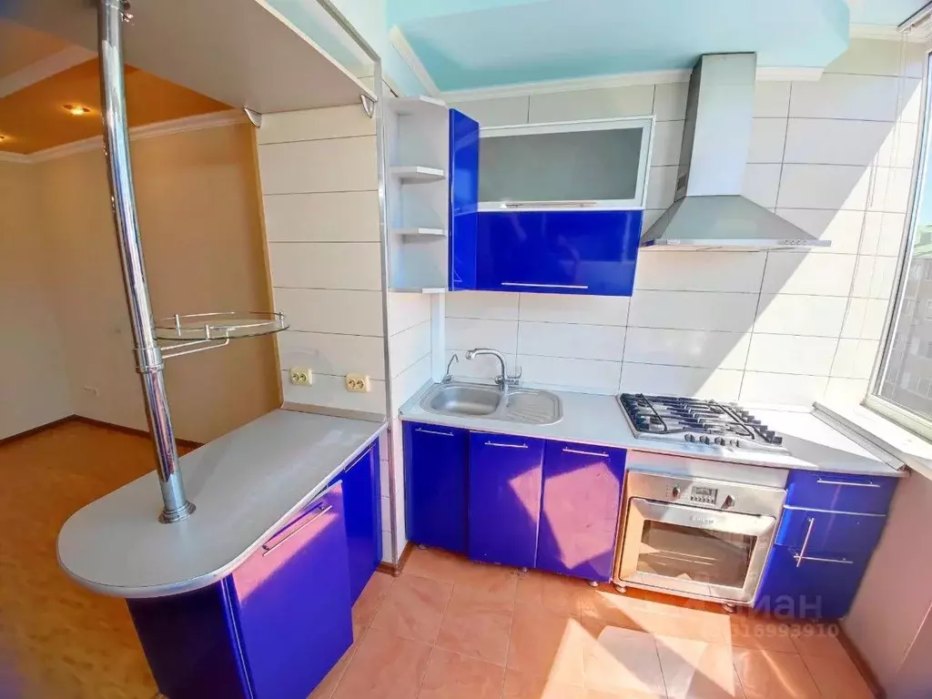 3-к кв. Краснодарский край, Ейск Красная ул., 57А (99.0 м) - Фото 1
