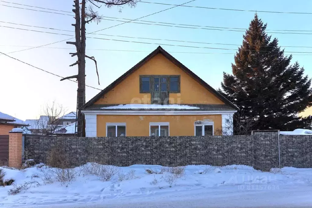 Дом в Иркутская область, Ангарск Байкальск мкр, ул. Огарева, 19 (80 м) - Фото 0