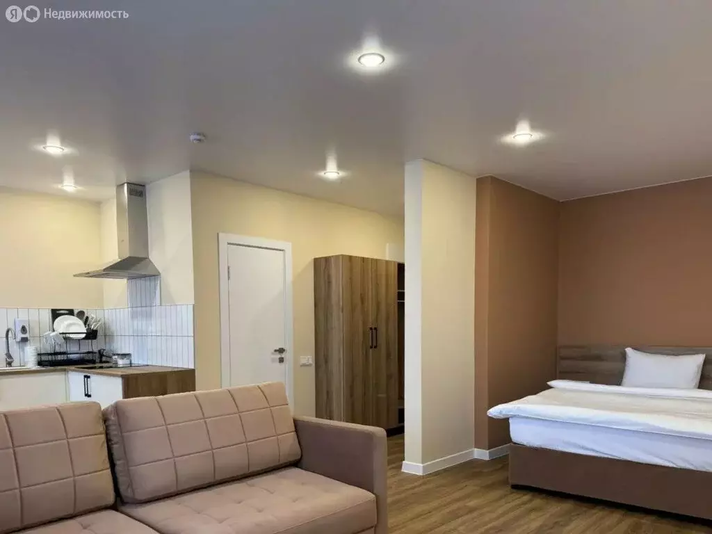 3-комнатная квартира: Казань, улица Заслонова, 40к2 (82.3 м) - Фото 1