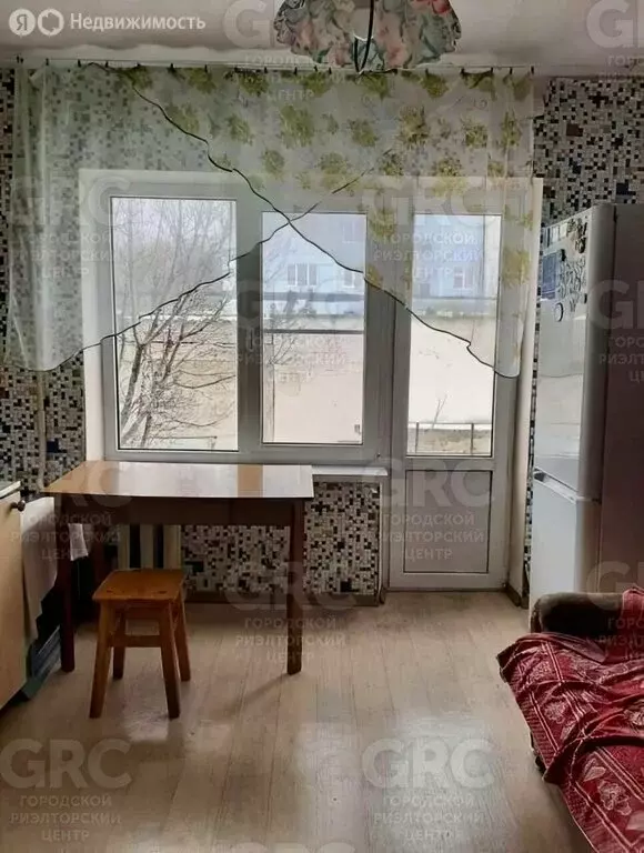 Квартира-студия: Туапсе, улица Адмирала Макарова, 37Б (36 м) - Фото 1