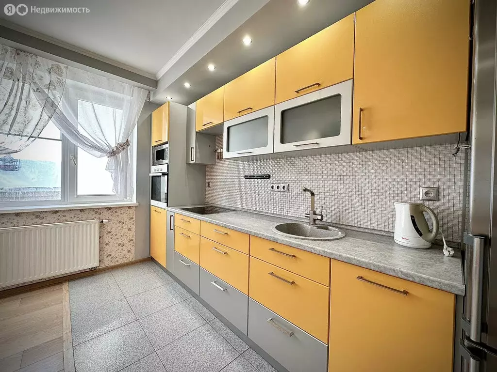 2-комнатная квартира: Казань, улица Седова, 20В (68 м) - Фото 1