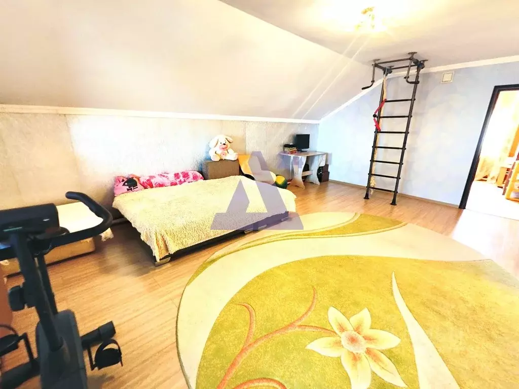 Коттедж в Алтайский край, Алейск ул. Сердюка, 191 (257 м) - Фото 1