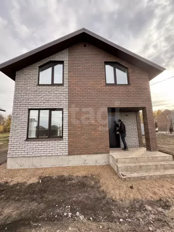 Дом в Башкортостан, Уфа ул. Генерала Шаймуратова (120 м) - Фото 2