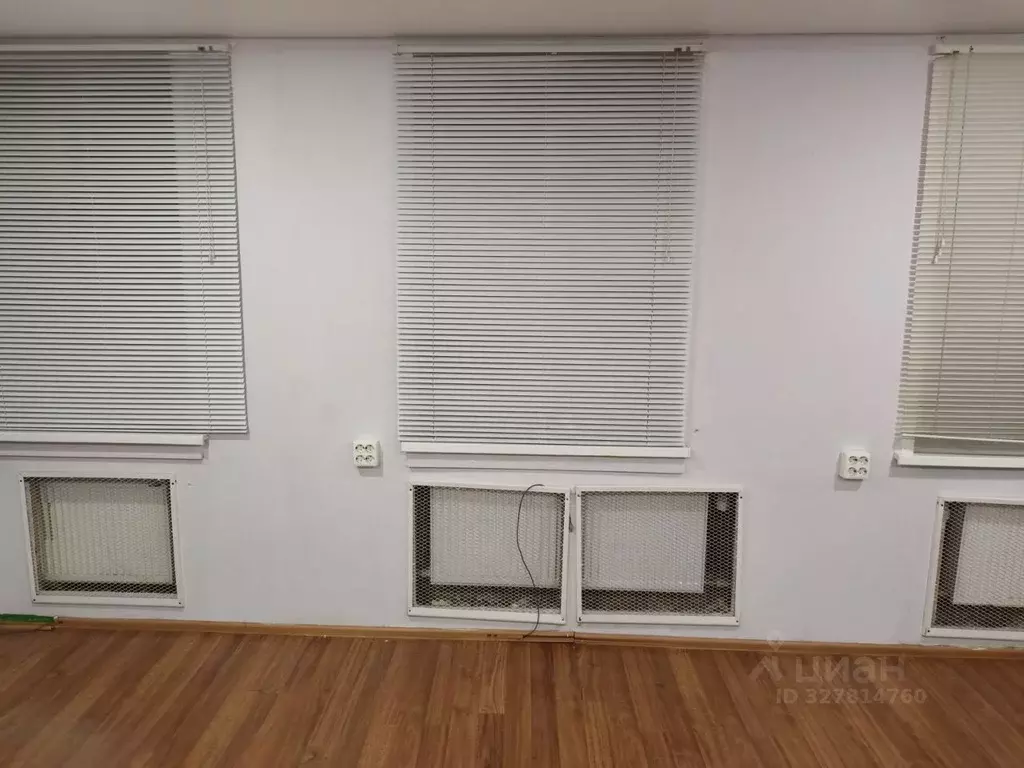 Помещение свободного назначения в Санкт-Петербург Суворовский просп., ... - Фото 2