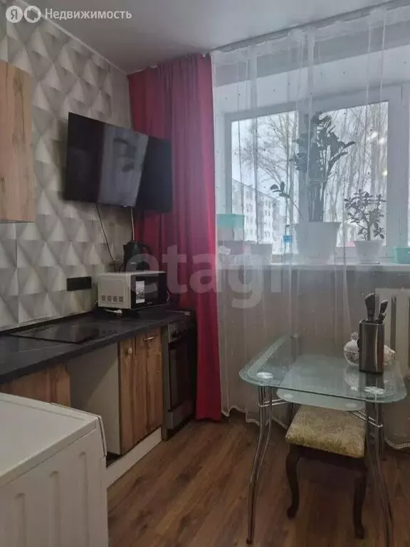 Квартира-студия: Набережные Челны, посёлок ГЭС, 8-й комплекс, 27 (14 ... - Фото 2