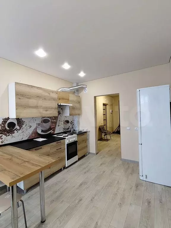 2-к. квартира, 68 м, 9/9 эт. - Фото 1