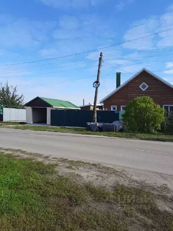 Дом в Воронежская область, Семилукский район, с. Девица ул. 50 лет ... - Фото 1