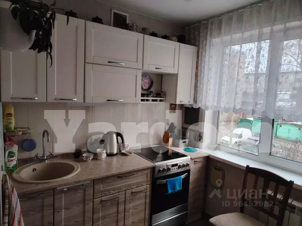 3-к кв. Красноярский край, Красноярск ул. 60 лет Октября, 108 (49.0 м) - Фото 0