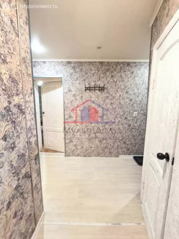 2-комнатная квартира: Губкин, Комсомольская улица, 57 (48.1 м) - Фото 0