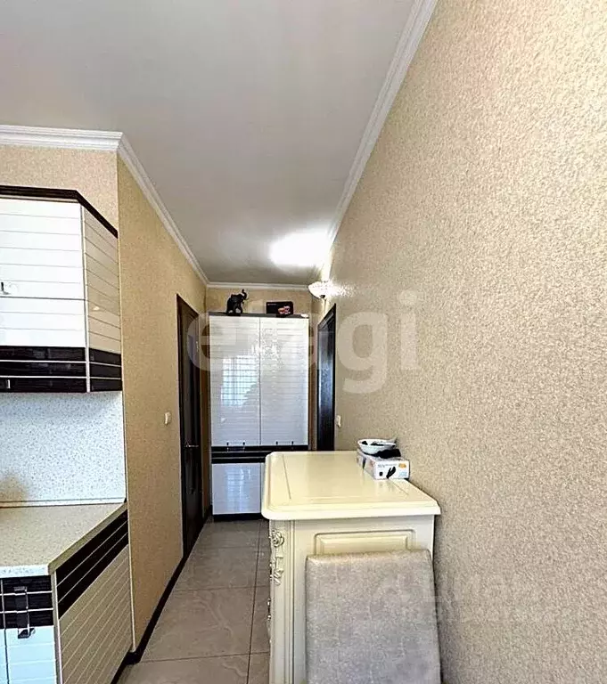 4-к кв. Сахалинская область, Южно-Сахалинск просп. Победы, 6Б (92.0 м) - Фото 0