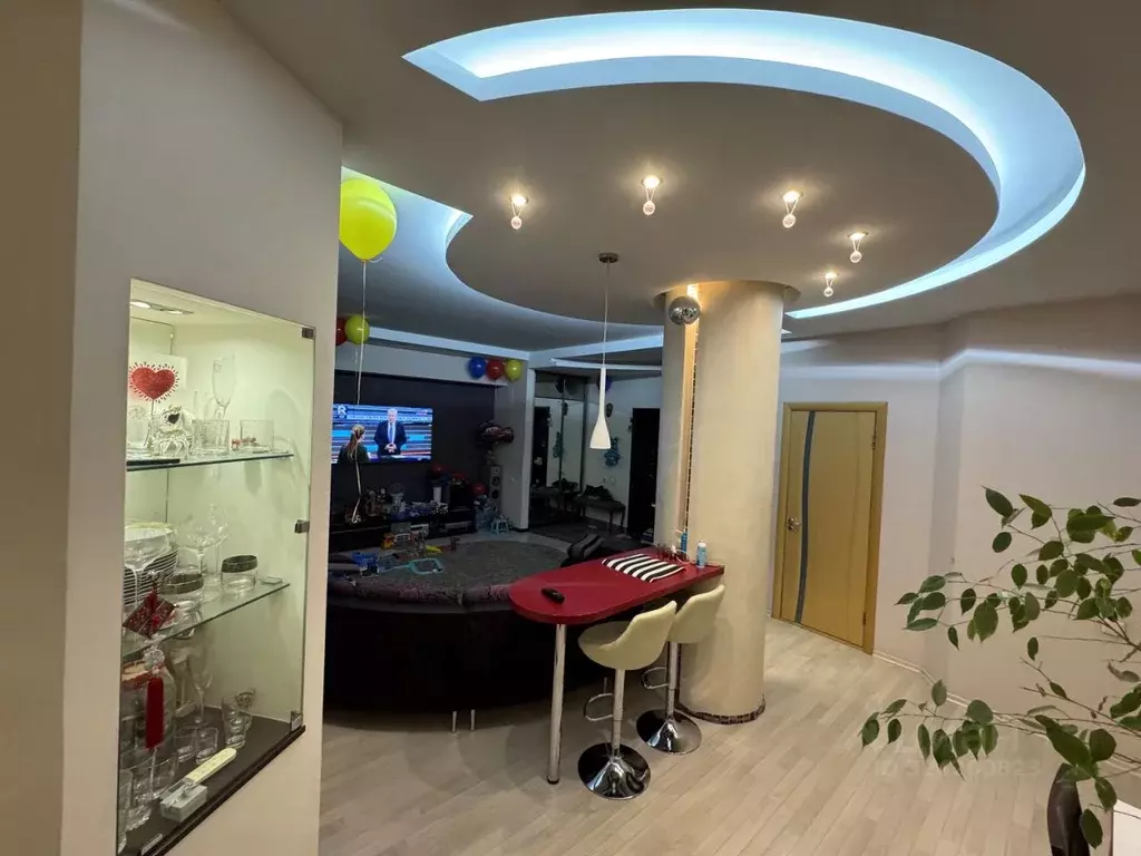 3-к кв. Омская область, Омск наб. Тухачевского, 16 (96.5 м) - Фото 1