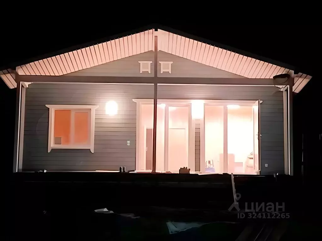 Дом в Ленинградская область, Лодейнопольский район, Алеховщинское ... - Фото 1