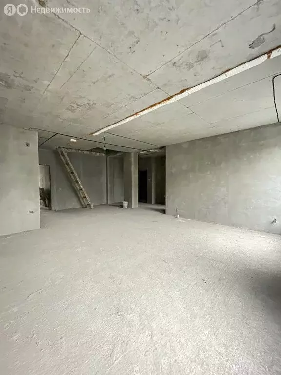 3-комнатная квартира: Нальчик, улица Тлостанова, 32 (106 м) - Фото 1