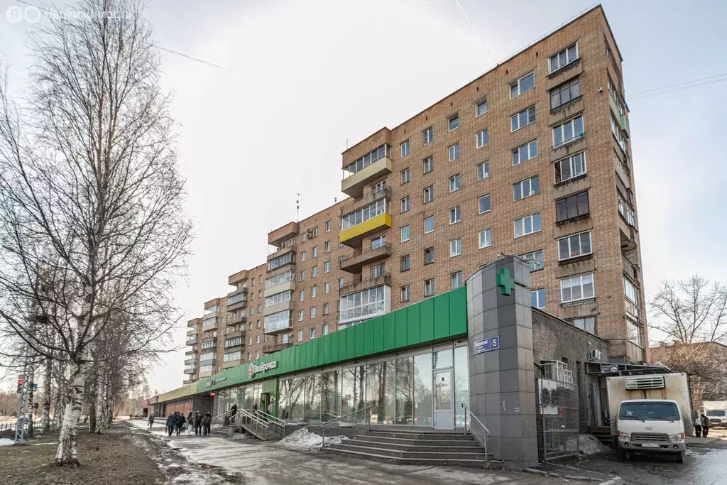 3-комнатная квартира: Петрозаводск, Первомайский проспект, 15 (56 м) - Фото 2