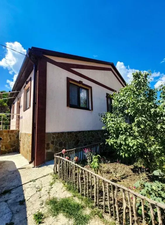 Дом в Краснодарский край, Геленджик городской округ, с. Адербиевка ул. ... - Фото 2