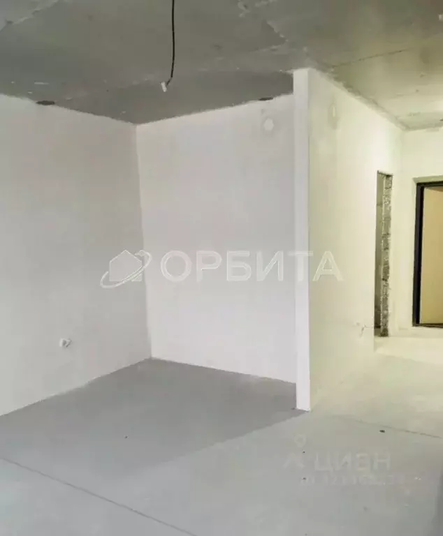 Студия Тюменская область, Тюмень ул. Краснооктябрьская, 6 (33.7 м) - Фото 1