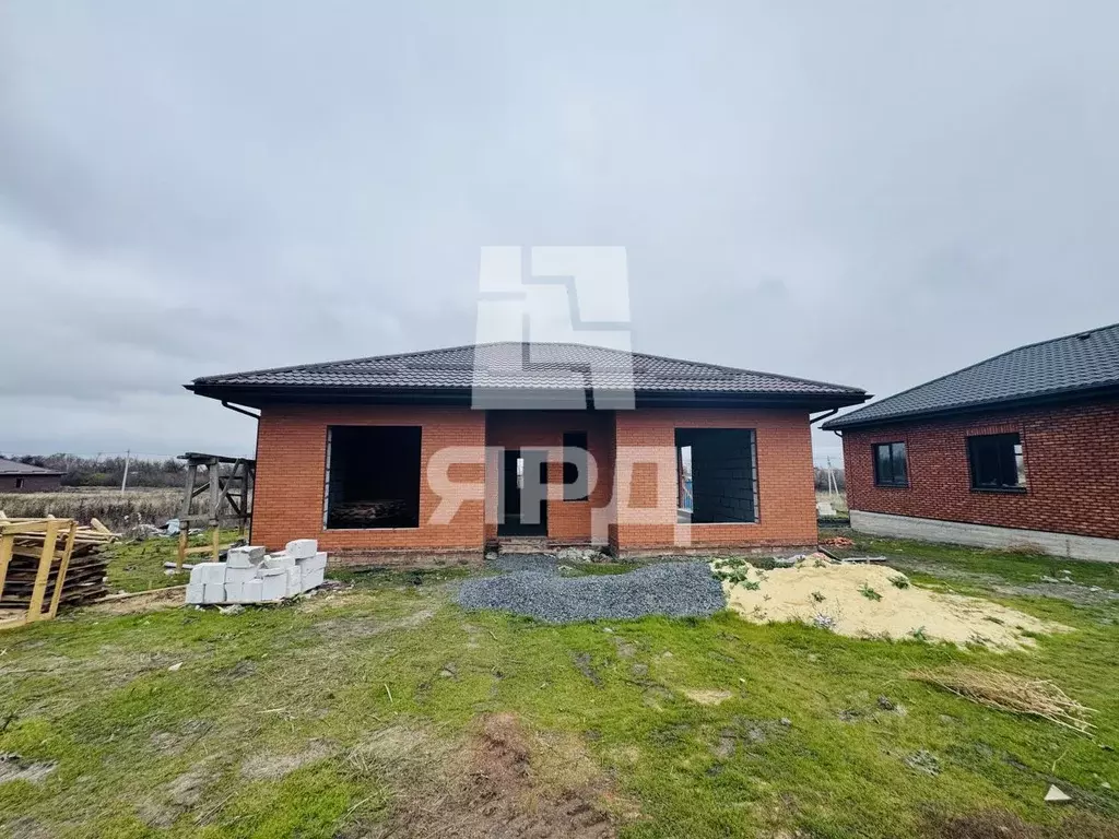 Дом в Ростовская область, Аксайский район, Грушевская ст-ца пер. ... - Фото 2