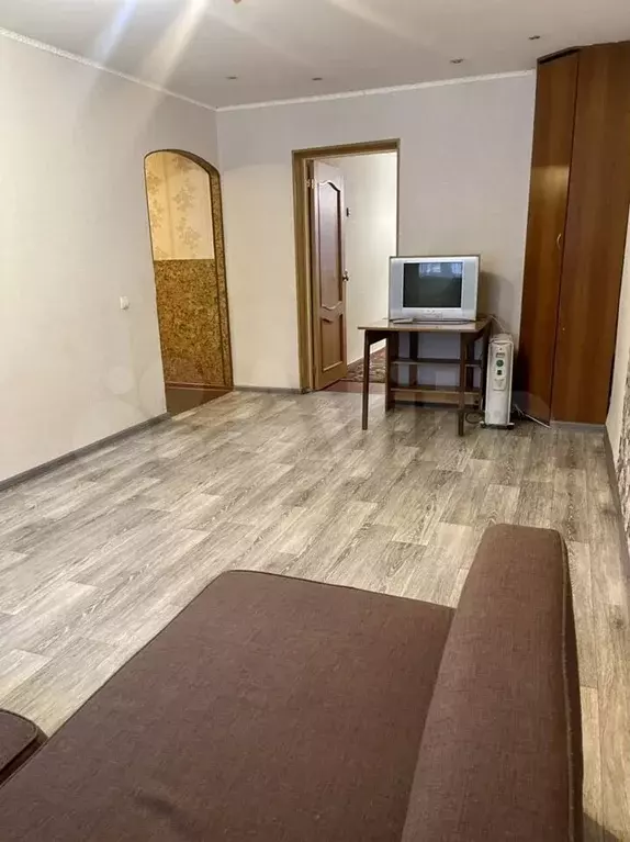 3-к. квартира, 60 м, 1/4 эт. - Фото 1