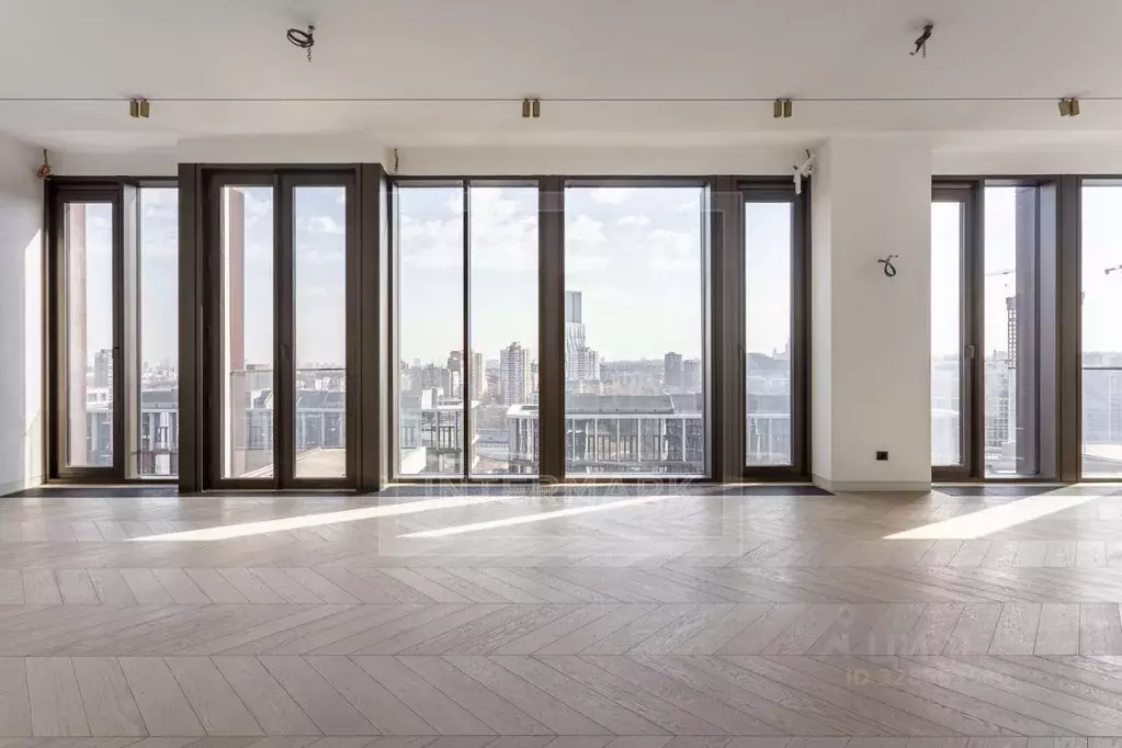 6-к кв. Москва ул. Братьев Фонченко, 1к2 (265.0 м) - Фото 1