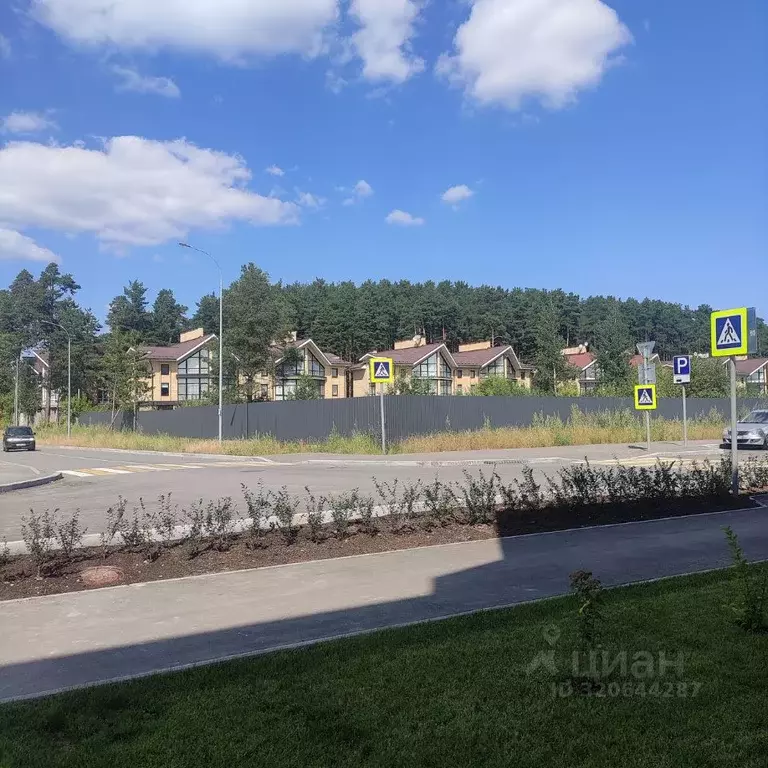 3-к кв. Пермский край, Пермь Рионская ул., 4А (66.4 м) - Фото 0