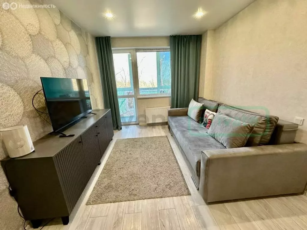 1-комнатная квартира: Калининград, Летняя улица, 72 (32 м) - Фото 1