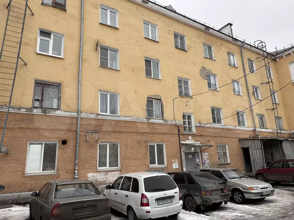 Комната 22,1 м в 3-к., 2/4 эт. - Фото 0