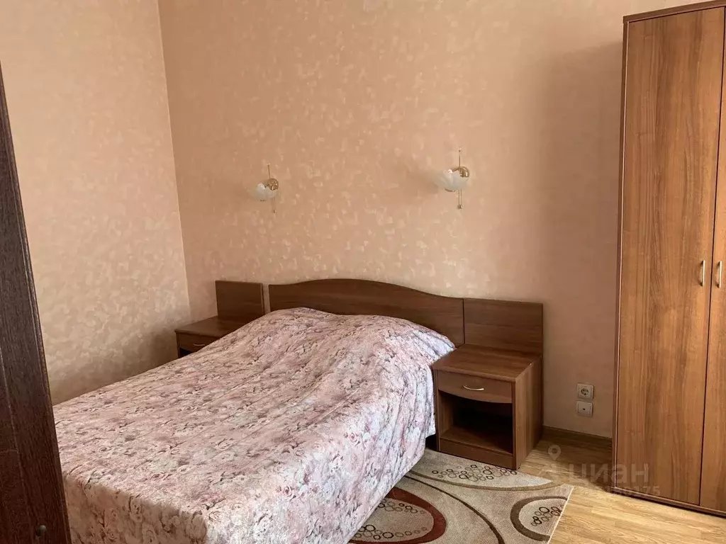 Комната Орловская область, Орел пл. Мира, 4 (30.0 м) - Фото 1