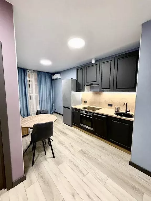 1-к. квартира, 45 м, 2/7 эт. - Фото 1
