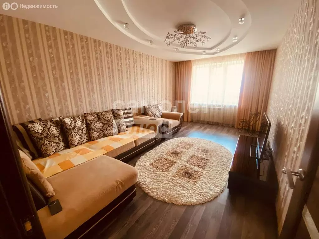 3-комнатная квартира: Смоленск, Краснинское шоссе, 6В (100 м) - Фото 1