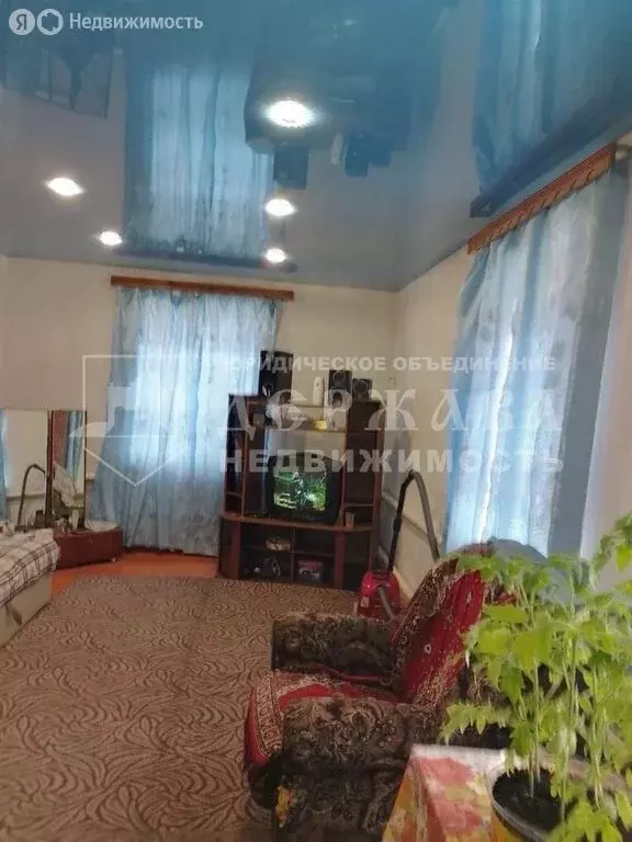 Дом в Ленинск-Кузнецкий, переулок Бестужева (81 м) - Фото 1