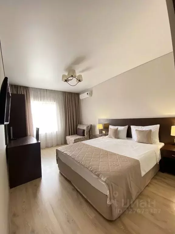 Комната Краснодарский край, Геленджик ул. Толстого, 8А (18.0 м) - Фото 1