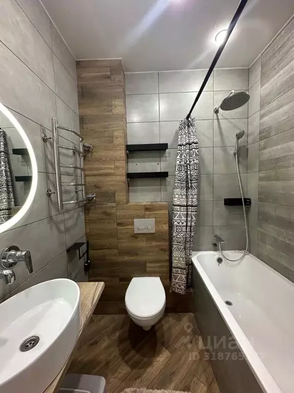 2-к кв. Краснодарский край, Краснодар ул. Цезаря Куникова, 18лит1 ... - Фото 0