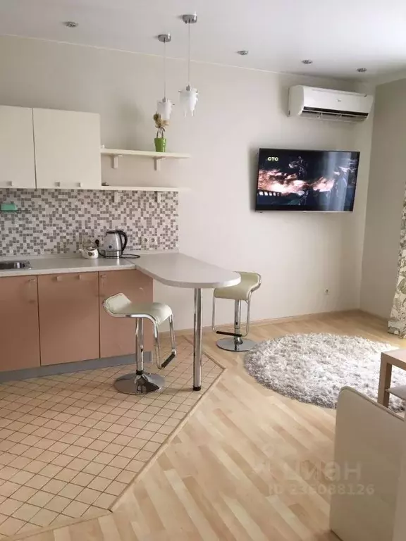 2-к кв. Хабаровский край, Хабаровск Ленинградская ул., 53к1 (60.0 м) - Фото 0