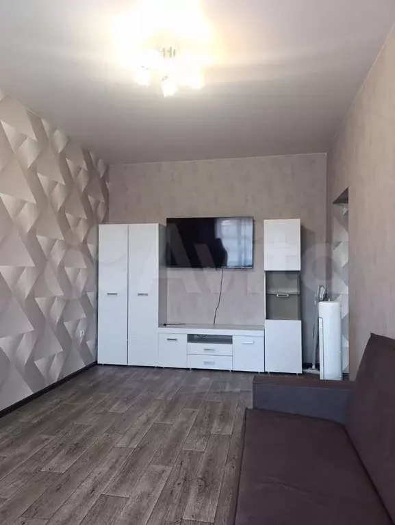 1-к. квартира, 42 м, 5/5 эт. - Фото 1