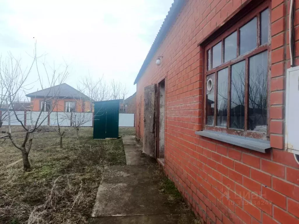 Участок в Краснодарский край, Ейское городское поселение, пос. ... - Фото 1