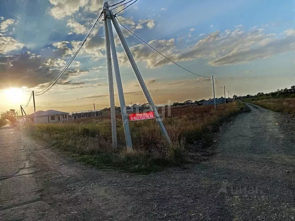 Участок в Адыгея, Майкоп городской округ, Гавердовский хут. пер. ... - Фото 0